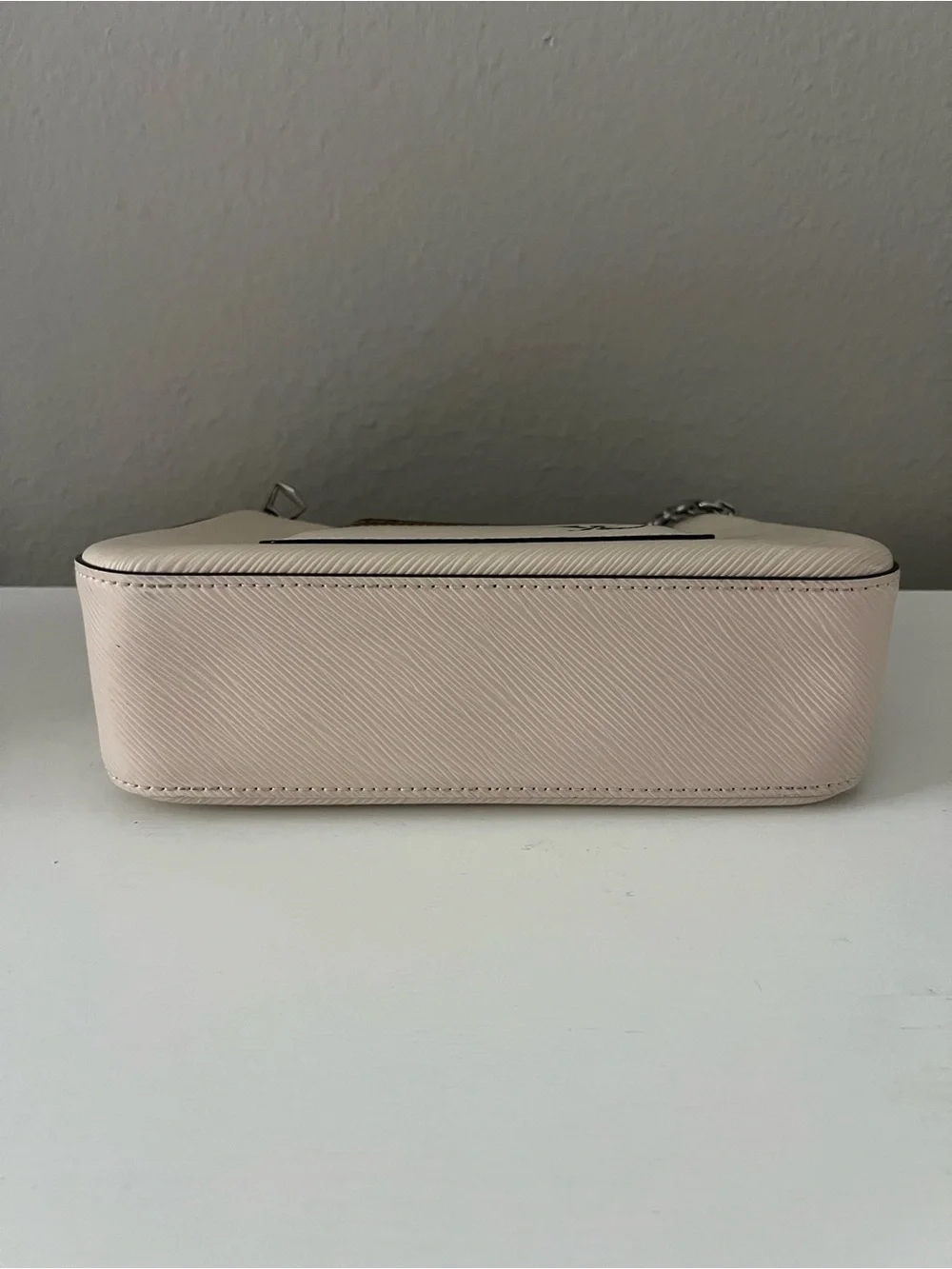Louis Vuitton Cream Epi Leather Shoulder Pochette with Silver Chain